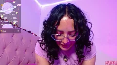 Snapshot of manumeow_ chatting on 2, 3, 2025 Manu online show from 2, 3, 2025