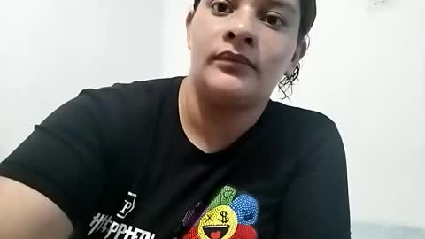 Snapshot of mara_lopez001 chatting on 17, 5, 2026 mara_lopez001 online show from 17, 5, 2026
