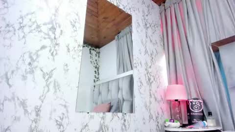 Snapshot of maraa_x chatting on 9, 9, 2025 maraa_x online show from 9, 9, 2025