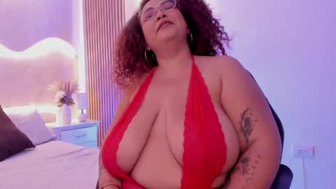 Snapshot of maraasweet chatting on 1, 5, 2026 Mrs. Sweet online show from 1, 5, 2026