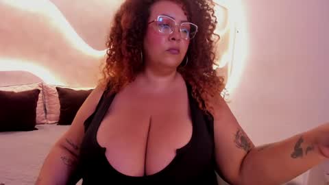 Snapshot of maraasweet chatting on 7, 6, 2026 Mrs. Sweet online show from 7, 6, 2026
