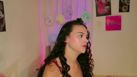 Snapshot of maravelvett chatting on 29, 5, 2026 Mara online show from 29, 5, 2026