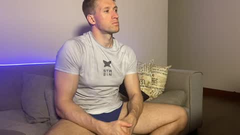 Snapshot of marc105100 chatting on 12, 5, 2026 alex marvelxx online show from 12, 5, 2026