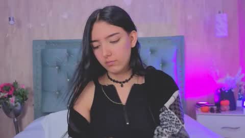 Snapshot of marcelaa_fox chatting on 8, 11, 2025 Marcela online show from 8, 11, 2025