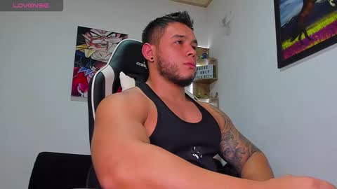 Snapshot of marco_diaz1 chatting on 7, 10, 2025 Marco Diaz online show from 7, 10, 2025