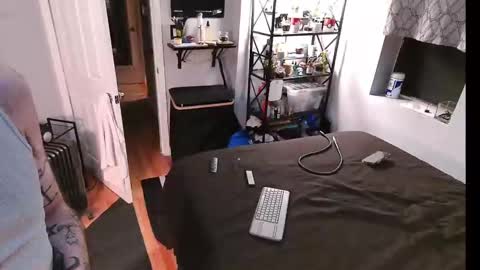 marctheslut online show from 16, 11, 2025