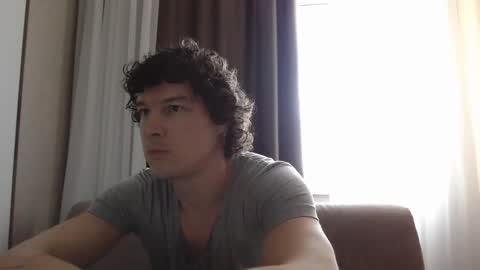 Dorian Salazar online show from 22, 4, 2026