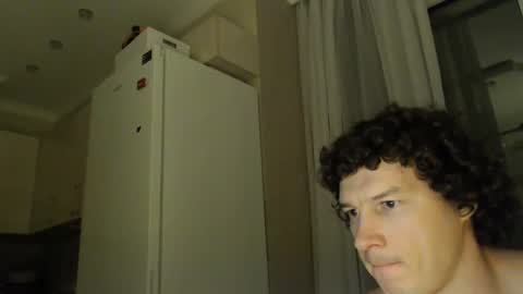 Dorian Salazar online show from 22, 4, 2026