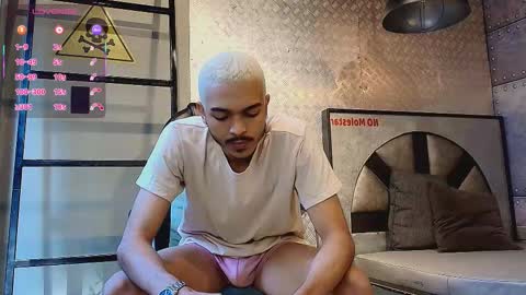 Snapshot of marcusrain_ chatting on 19, 9, 2025 Marcus online show from 19, 9, 2025