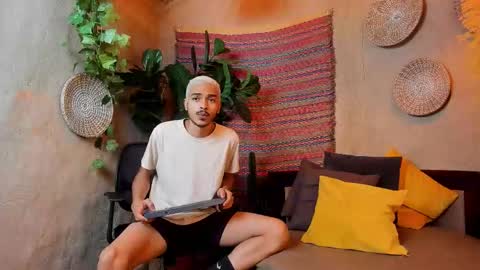 Snapshot of marcusrain_ chatting on 28, 9, 2025 Marcus online show from 28, 9, 2025