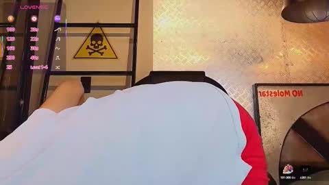 Snapshot of marcusrain_ chatting on 4, 10, 2025 Marcus online show from 4, 10, 2025