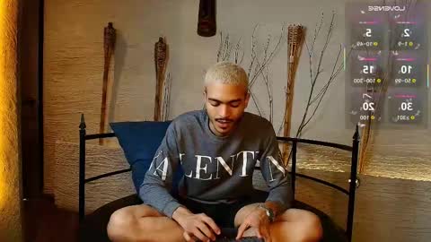 Snapshot of marcusrain_ chatting on 15, 10, 2025 Marcus online show from 15, 10, 2025