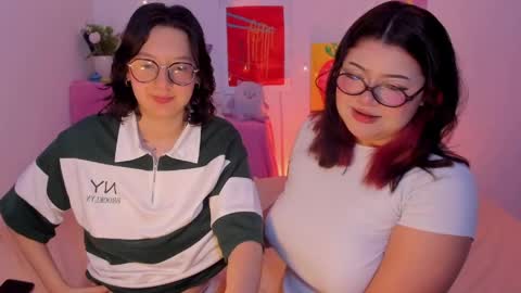 Snapshot of marcy_grey chatting on 23, 4, 2026 danna online show from 23, 4, 2026