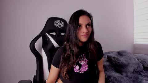 Snapshot of mardybum_ chatting on 20, 1, 2025 Maria online show from 20, 1, 2025