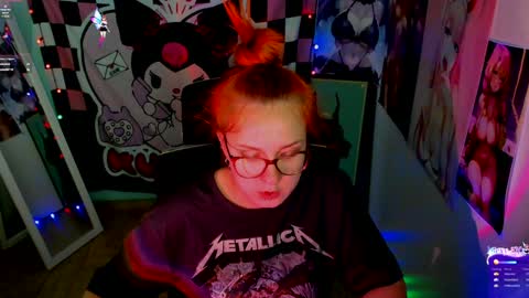 Snapshot of margaret_red chatting on 6, 12, 2024 Margaret online show from 6, 12, 2024