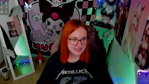 Snapshot of margaret_red chatting on 10, 12, 2024 Margaret online show from 10, 12, 2024