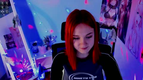 Snapshot of margaret_red chatting on 4, 1, 2025 Margaret online show from 4, 1, 2025