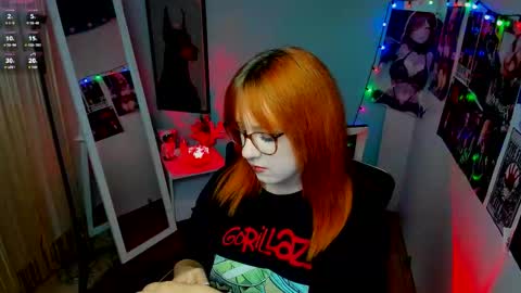 Snapshot of margaret_red chatting on 8, 9, 2025 Margaret online show from 8, 9, 2025