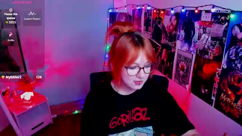 Snapshot of margaret_red chatting on 9, 9, 2025 Margaret online show from 9, 9, 2025