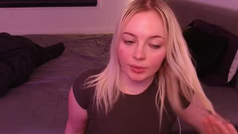 margot_robbie7 online show from 19, 1, 2026