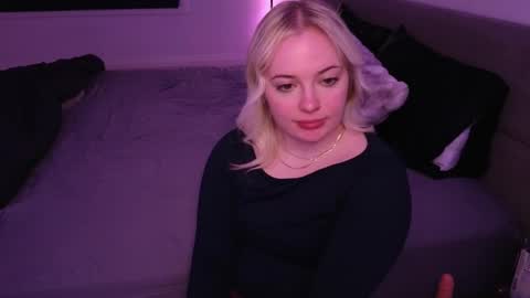 margot_robbie7 online show from 11, 2, 2026
