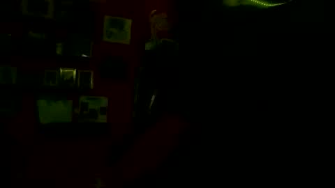 Snapshot of mari_bee chatting on 13, 3, 2026 Mari Bee online show from 13, 3, 2026