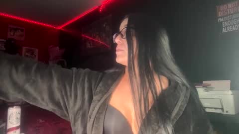 Snapshot of mari_bee chatting on 16, 3, 2026 Mari Bee online show from 16, 3, 2026