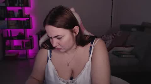 mari moore online show from 17, 12, 2025