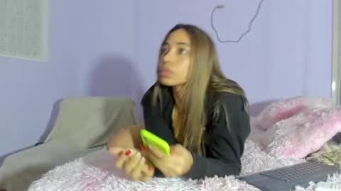 Meli-Mari  online show from 7, 1, 2025