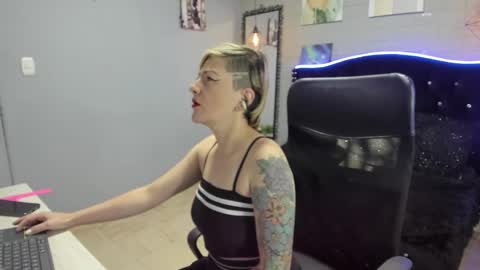 Maria fernanda online show from 16, 12, 2024