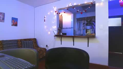 Maria fernanda online show from 20, 2, 2025