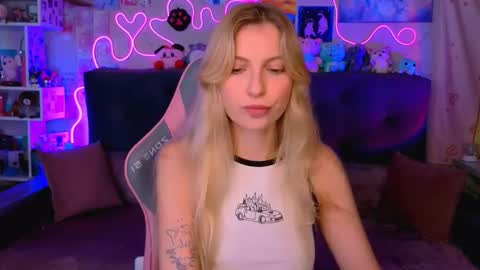 Snapshot of maria_hunt chatting on 17, 10, 2025 Maria online show from 17, 10, 2025