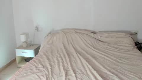 Itslablonde online show from 16, 6, 2026