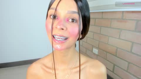 Snapshot of maria_sofii chatting on 23, 12, 2024 S O F I A model independent online show from 23, 12, 2024