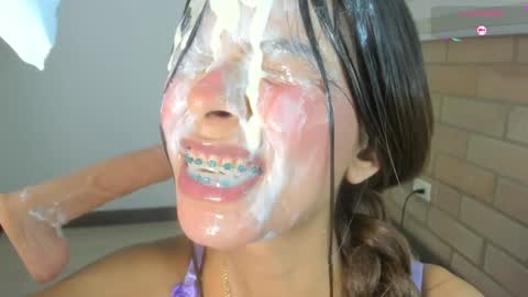 Snapshot of maria_sofii chatting on 24, 12, 2024 S O F I A model independent online show from 24, 12, 2024