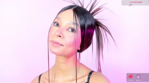 Snapshot of maria_sofii chatting on 2, 2, 2025 S O F I A model independent online show from 2, 2, 2025