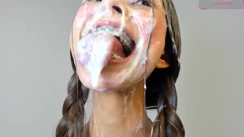 Snapshot of maria_sofii chatting on 8, 3, 2025 S O F I A model independent online show from 8, 3, 2025