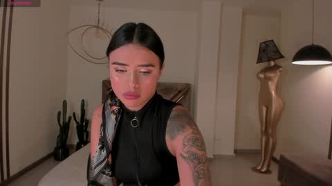 MARIA HERRERA  online show from 6, 12, 2024