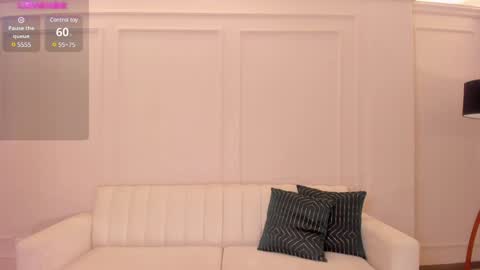 MARIA HERRERA  online show from 13, 12, 2024