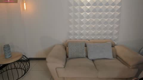 MARIA HERRERA  online show from 15, 10, 2025