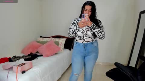   Mariam Castiblanco online show from 11, 1, 2025