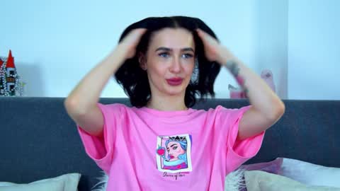 MariaMenson online show from 25, 1, 2025