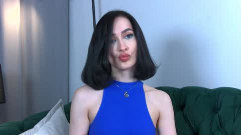 MariaMenson online show from 30, 1, 2025