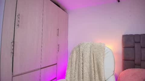 Mariana Gomez online show from 13, 2, 2025