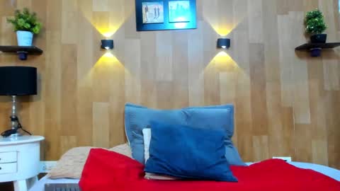 Mariana Angel online show from 10, 3, 2025