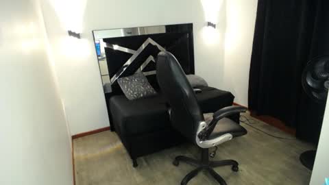 Snapshot of marianarojas_ chatting on 21, 7, 2026 Mariana online show from 21, 7, 2026