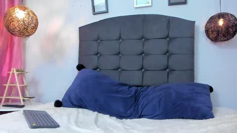 Snapshot of marianavargas20 chatting on 3, 12, 2024 Mariana Vargas online show from 3, 12, 2024