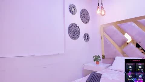 Marianee Rousse  online show from 28, 9, 2025