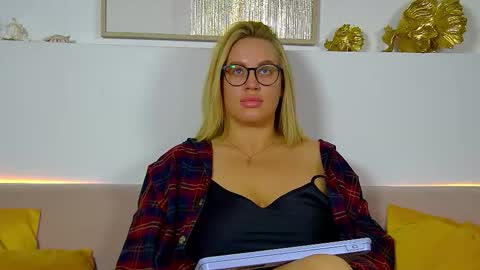 Maria online show from 21, 11, 2025