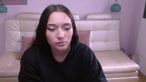 marianne_cam online show from 9, 6, 2026